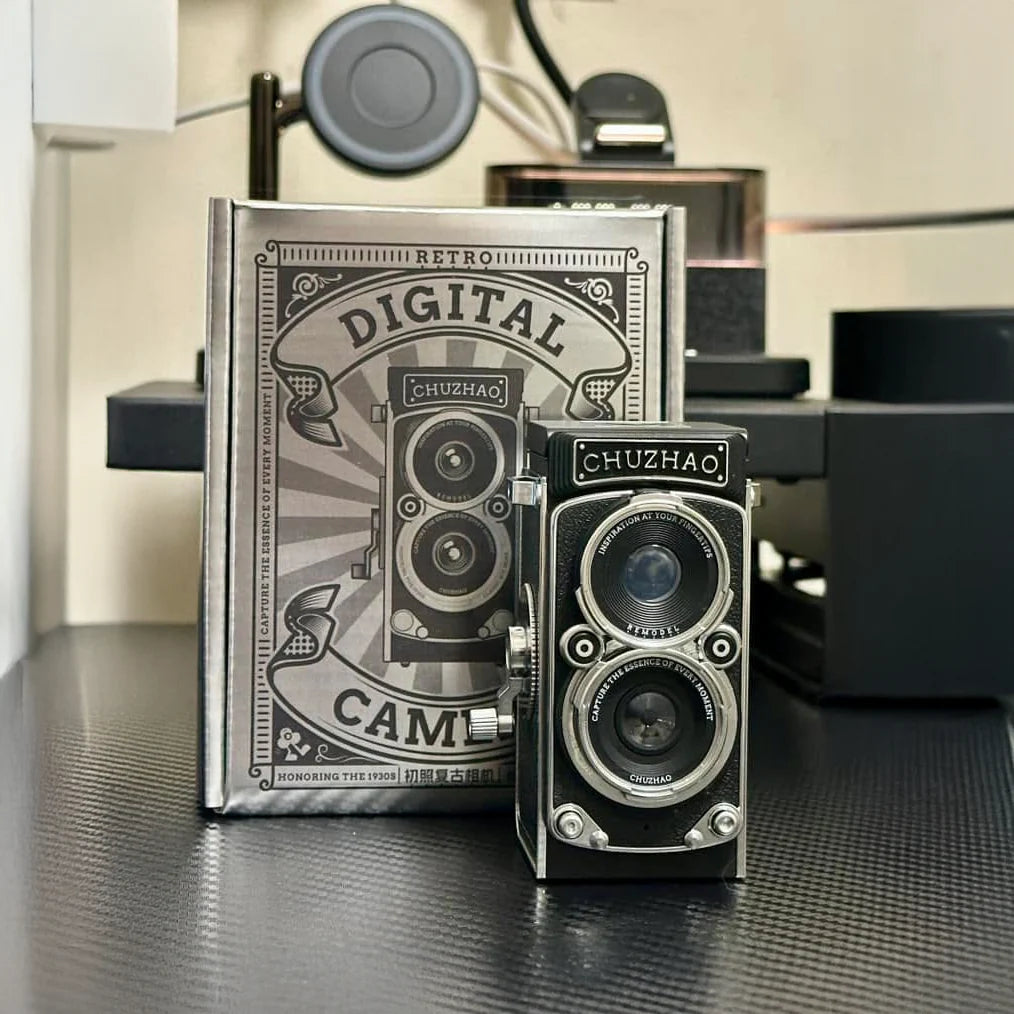 Chuz Flix™ - Digital TLR Camera